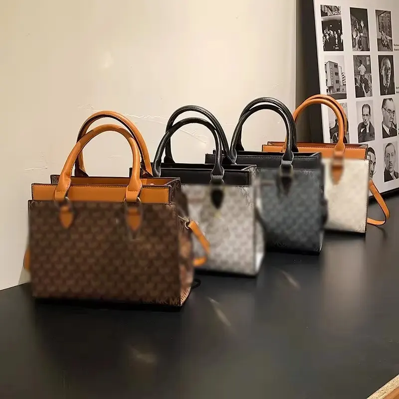 Luxury Brand Fashion Handbags Ladies Messenger Bags for Women Large Capacity PU Material High Quality Bags