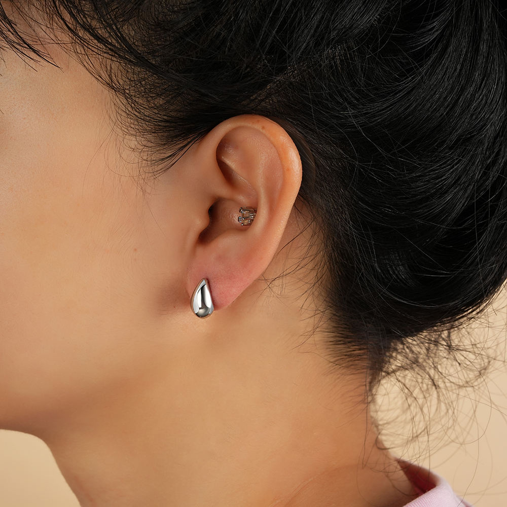 Trendy Gold-Plated Waterdrop Stud Earrings – Tarnish-Free Stainless Steel
