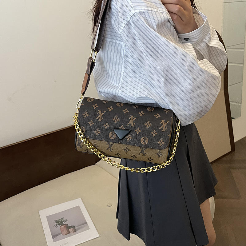 2024 Luxury Leather Designer Handbag – Elegant Large Messenger & Shoulder Bag for Women
