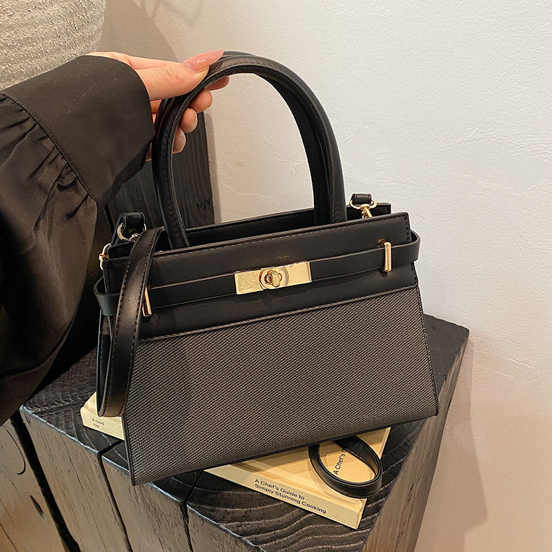 Custom Logo Ladies Handbags Leather Shoulder Crossbody Bags for Women Brand Luxury