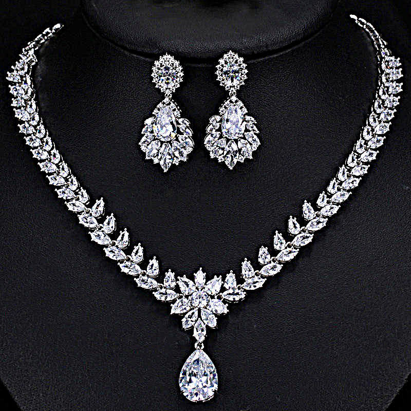 Charming Bridal Sparkling Luxury Jewelry Crystal Dangle Earrings Matching Necklace