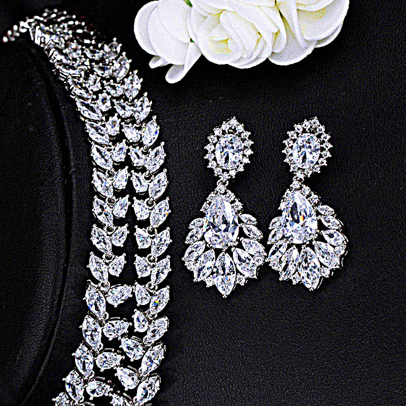 Charming Bridal Sparkling Luxury Jewelry Crystal Dangle Earrings Matching Necklace