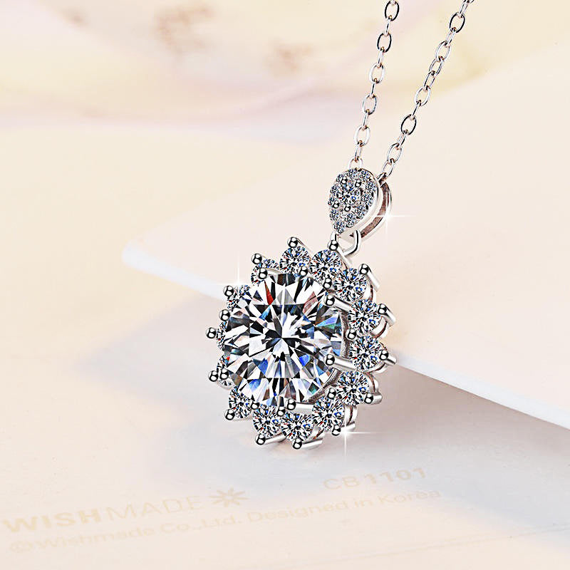 Stella — VVS Moissanite Solitaire Pendant Necklace