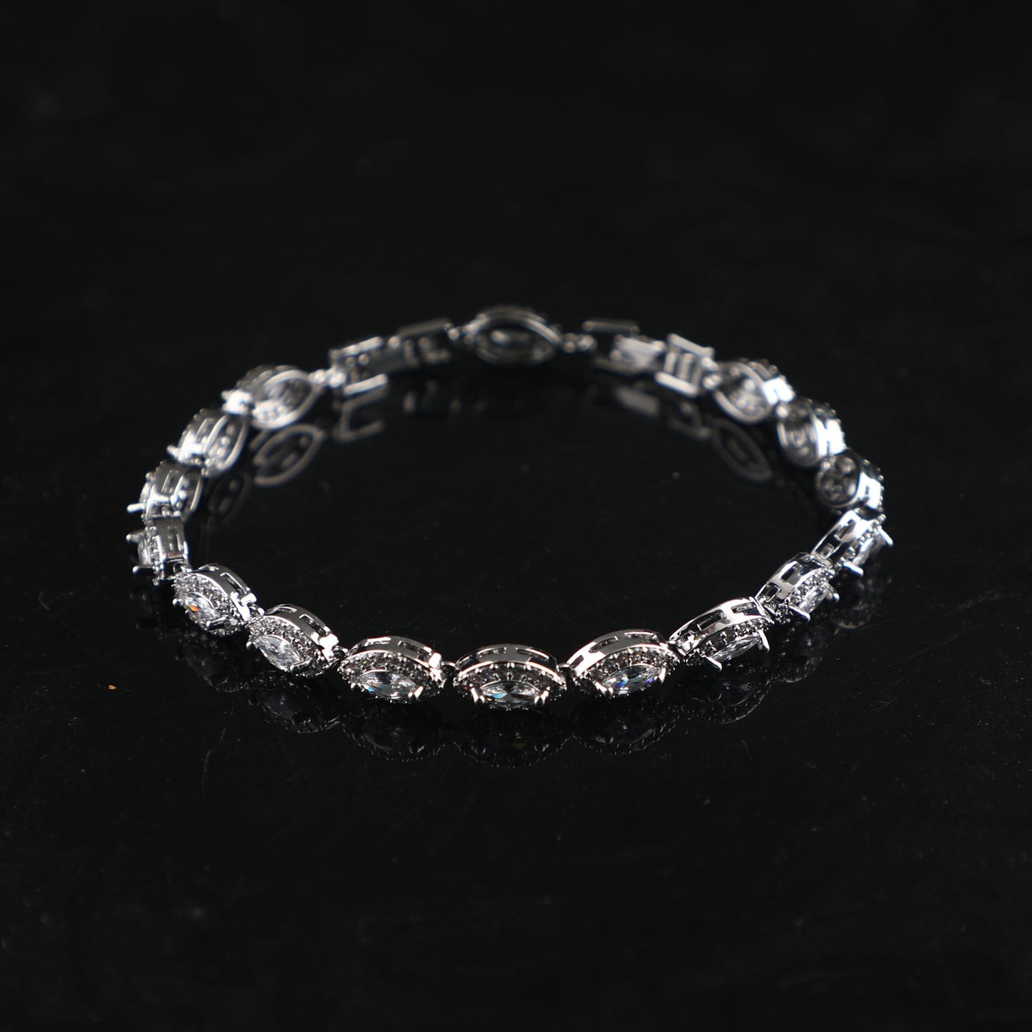 Fashion Jewelry Evil Eye Bracelet Men Luxury Cubic Zirconia Charm Bracelet for Women